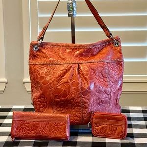 Fossil RARE Floral embossed large hobo, orange. wallet and change purse set